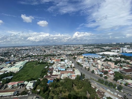 Opal Boulevard 2PN view thoáng Đông Bắc tầng trung mát mẻ giá 2,58 tỷ