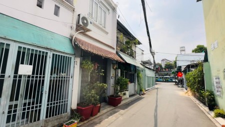 Đi đến slide 6