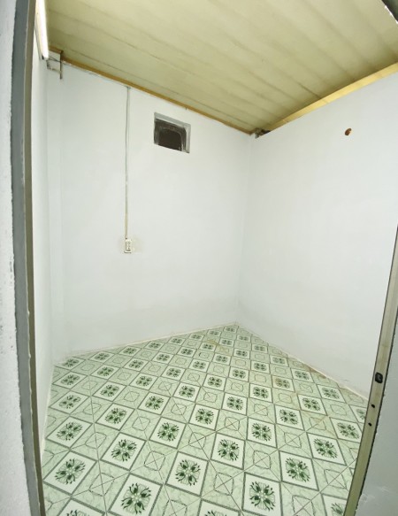 Nhà mới sơn sửa diện tích 64M2, 2PN, đường 11, Linh Xuân