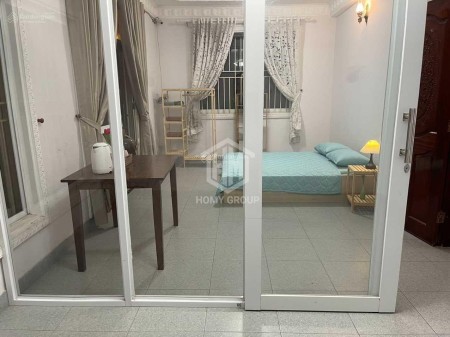 Biệt thự KDC Sông Đà, 10X24, 4PN, 5WC, oto đậu trong nhà, Hiệp Bình Chánh, Thủ Đức