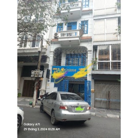 Đi đến slide 4