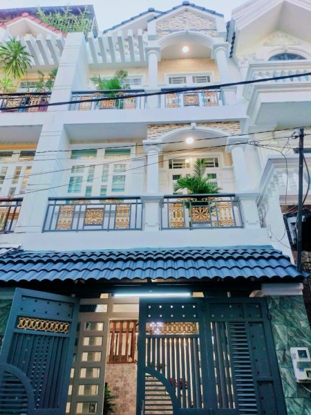 Nhà rất đẹp - Full nội thất cao cấp - 1 trệt 3 lầu - 4,45mx13m - Hẻm ô tô đổ cửa - Tân Chánh Hiệp 08