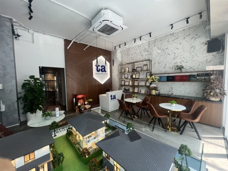 Cho thuê mặt bằng Shophouse làm văn phòng có thang máy, giá thuê 40 triệu