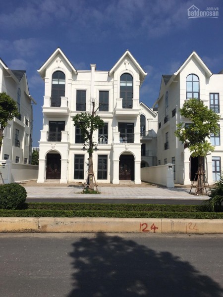 Cần bán gấp căn shophouse, trục đường 30m Hải Âu 2 của dự án Vinhomes Ocean Park Gia Lâm 29,x tỷ BP