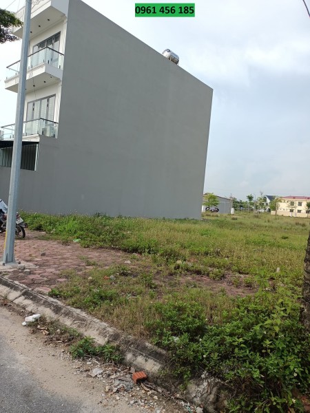 Bán đất khu ĐT số 3 TT Thắng, Hiệp Hòa - 100m2, vỉa hè 1.5 tỷ