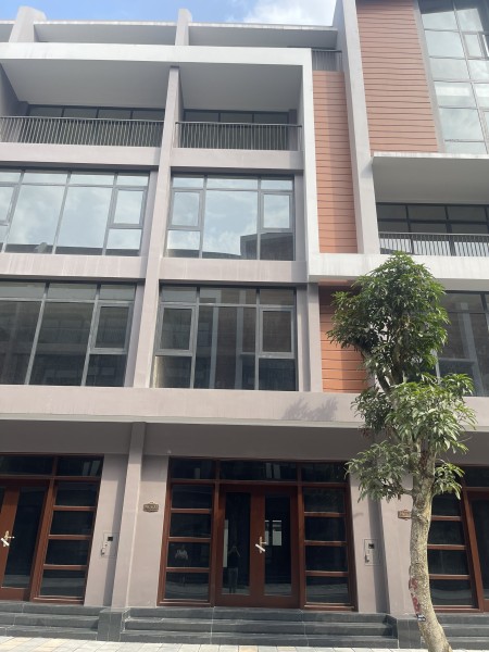 Đi đến slide 6