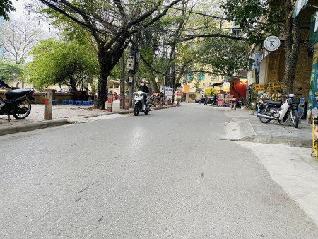 Đi đến slide 4