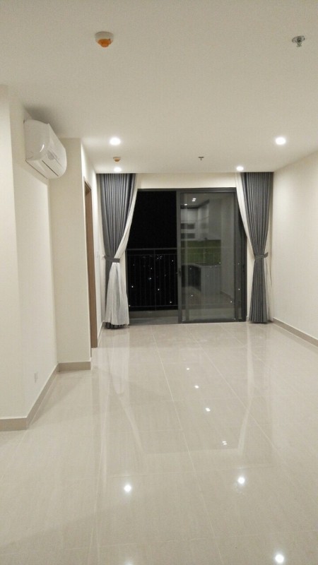 Căn hộ 2PN2WC 67m2 đã có sổ, giá sốc 2.35 tỷ Vinhomes Grand Park Q9