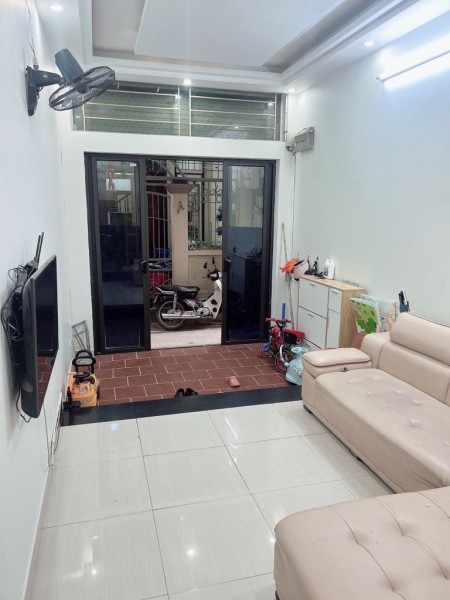 Mậu Lương, Kiến Hưng, Hà Đông 38 m2, 4 tầng, mặt tiền 3m, 4.95 tỷ