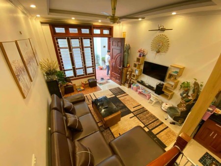 Siêu phẩm hiếm có, diện tích 35M2, tỷ lệ nhà chuẩn mà còn lại lô góc chỉ với 4.7 tỷ