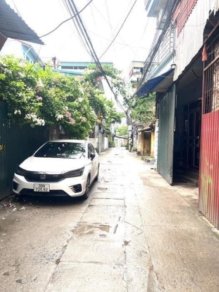 Trung tâm Thanh Trì ô tô đỗ cổng - Đường Ngọc Hồi - Sát chợ Tam Hiệp.