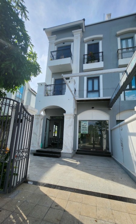Đi đến slide 10