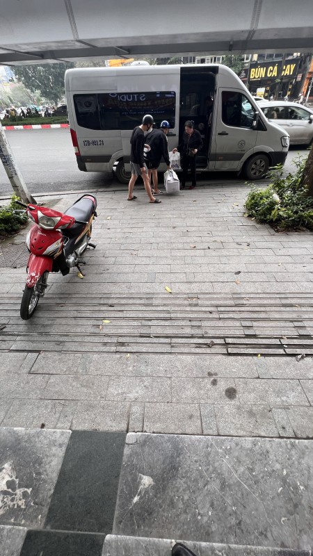 Đi đến slide 8