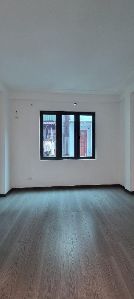 Chính chủ bán nhà trung tâm Tây Mỗ, diện tích 50M2 x4T, ô tô đỗ cửa, giá chào 6 tỷ