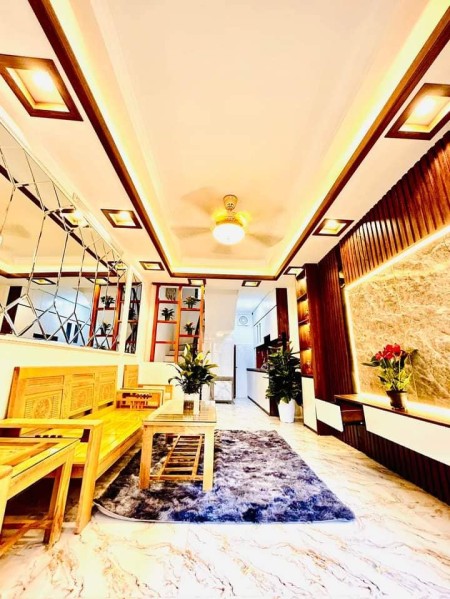 Bán Nhà Ngõ Ô Tô Vĩnh Hưng, Hoàng Mai 30m, 5 tầng, mt 3.5m, giá 4.65 tỷ.