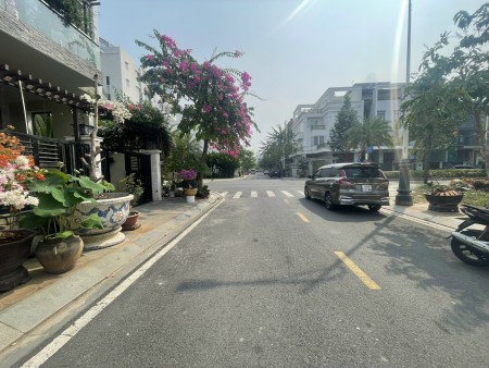 Đi đến slide 2