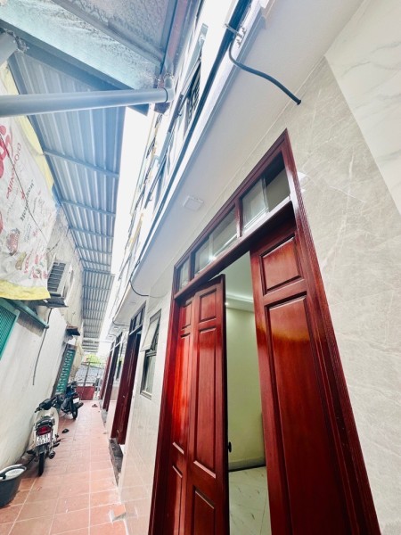 Bán nhà phố Yên Duyên, quận Hoàng Mai, đón đầu quy hoạch, hàng xóm thân thiện, giá rẻ