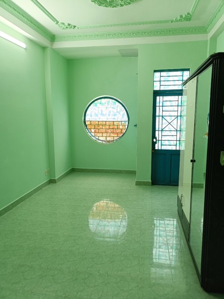Cho thuê nhà NC 1 lửng 2 lầu 1 sân thượng tại Nguyễn Khuyến Q Bình Thạnh
