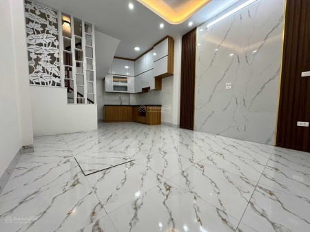 Bán nhà Bát Khối, Long Biên, diện tích 39m, 3.2 tỉ