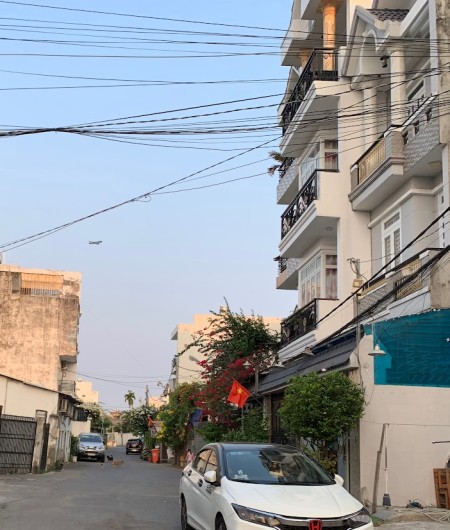 (Thủ Đức) Nhà 100m ra QL13, Hiệp Bình Phước, gần Khu ĐT Vạn Phúc diện tích 70m2, 3.8tỷ.