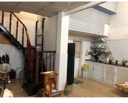 Bán nhà chính chủ, 30m2, sổ chung, gần bệnh viện Thủ Đức, gần trường cấp 1,2,3, giá 1ty8