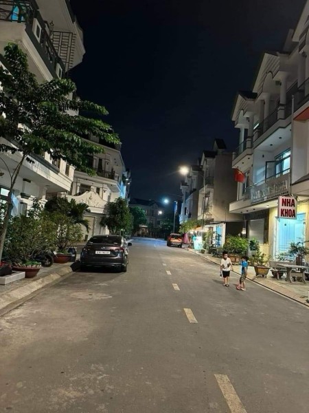 Đi đến slide 4
