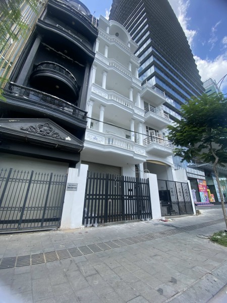 Cho thuê nhà mặt tiền đường Tôn Đức Thắng, phường Bến Nghé, quận 1. (6m x 27m + 4 lầu)