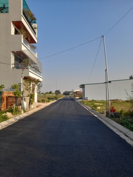 Bán lô đất dịch vụ Di Trạch (khu 16,32ha) 93m2. Mặt đường văn minh, tiện kinh doanh. LH: 0901513811