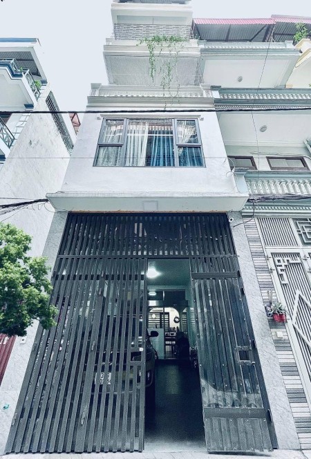 Nhà mới 4 tầng Âu Dương Lân, Hẻm thông, nở hậu, giá chỉ 6 tỷ