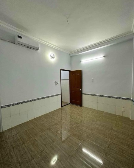 Bán nhà 3 tầng, quận 7, 8 phòng - Diện tích: 76m2, giá chỉ: 4 tỷ 850
