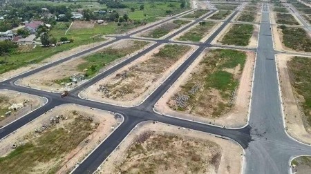 1 lô/ 62m full thổ cư mà giá chỉ hơn 800tr. Pháp lý đầy đủ đã có 1/500. Ngân hàng hỗ trợ
