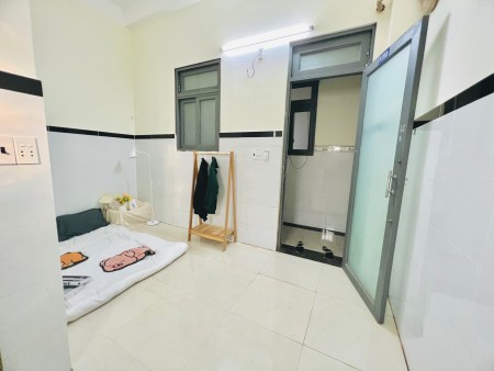 Phòng trọ Tân Bình GIÁ SINH VIÊN ngay Phan Huy Ích có thể ở liền