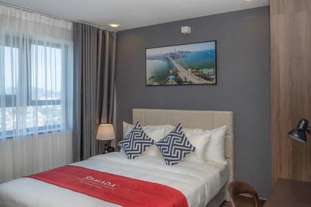 Bán chung cư Ramada Hạ Long, nhà gọn nhỏ xinh, diện tích 61m2 - 105m2.