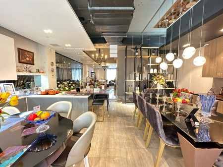 Cho thuê trệt shophouse Nguyễn Cơ Thạch