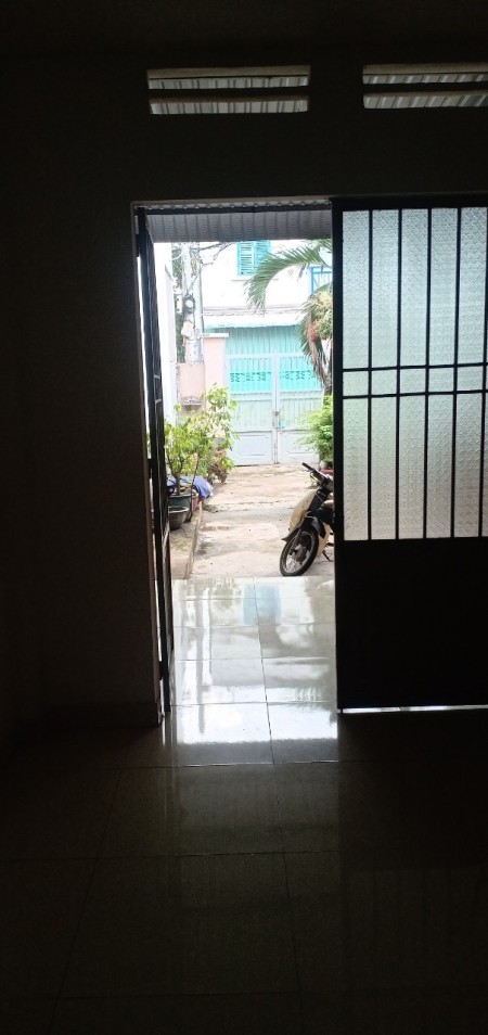 Cho thuê nhà trọ hẻm Hà Huy Giáp gần UB Thạnh Lộc Quận 12