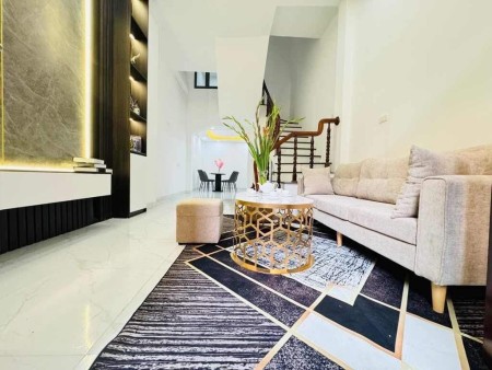 Bán nhà phố Khương Trung, nhà mới kiên cố FULL Nội thất sang xịn, sổ đỏ nở hậu giá chỉ 4.5 tỷ