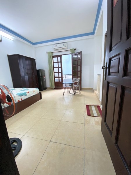 Cho thuê phòng Full NT CMT8, Q.3 đối diện CV Lê Thị Riêng