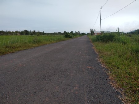 Nợ được giá là bán lô đất phố 103m2 đường rộng ô tô ra vào thoải mái