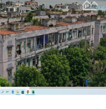 Đi đến slide 8