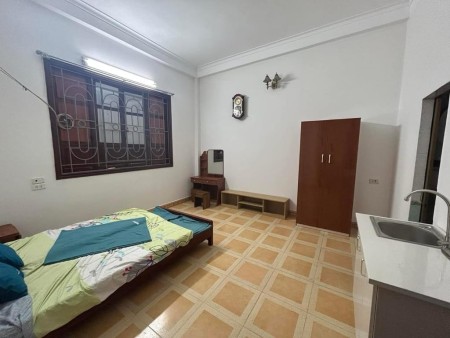 Bán nhà Tam Trinh, Hoàng Mai - DT 43M2 X 4 tầng - MT 5.3M