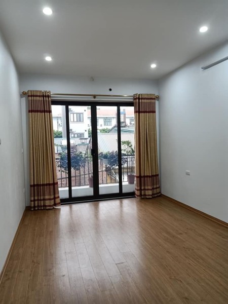 Siểu phẩm nhà Đại Thành, Quốc Oai 52m2, giá 3 tỷ 5, có chỗ để xe riêng, mt 5m, gần bến xe Yên Nghĩa