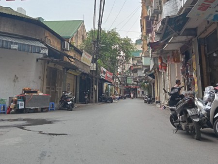 Bán nhà Khâm Thiên, kinh doanh hiệu quả 29M2, 3 tầng, 6.2 tỷ
