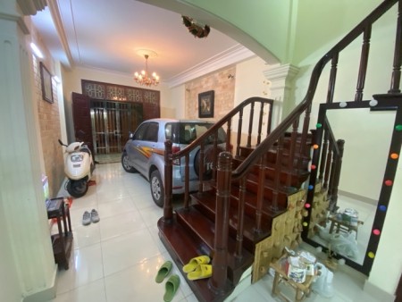 Bán nhà phố Hoàng Cầu, ô tô, 2 thoáng vĩnh viễn, MT rộng, nở hậu nhẹ, 70Mx5T, nhỉnh 19 tỷ