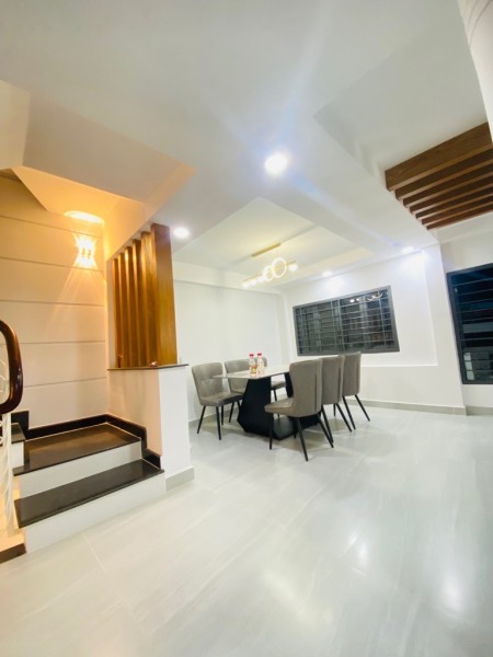 Bán nhà 1 trục HXH 5m - Khu vip Thích Quảng Đức - Phú Nhuận. Chỉ 12.9 tỷ
