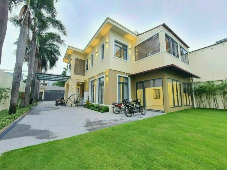Siêu biệt thự phường Tân Thuận Tây ôm sông giữa lòng quận 7