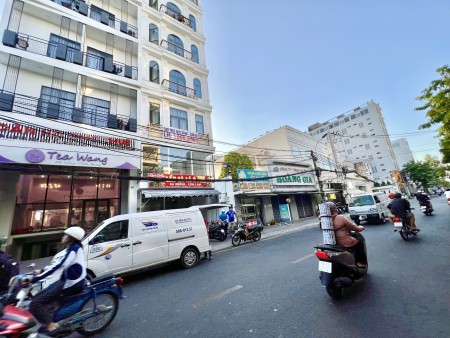 Cơ hội đầu tư - Bán tòa nhà căn hộ dịch vụ 44 Lâm Văn Bền Q7 có TN: 450tr/th DT: 7x46m giá 90 tỷ