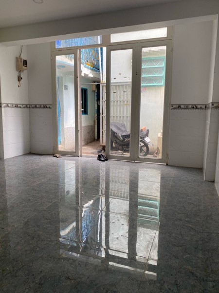 Nhà hẻm 861 Trần Xuân Soạn, Quận 7 ngang 4,2m 3 tầng giá chỉ 2,5 tỷ