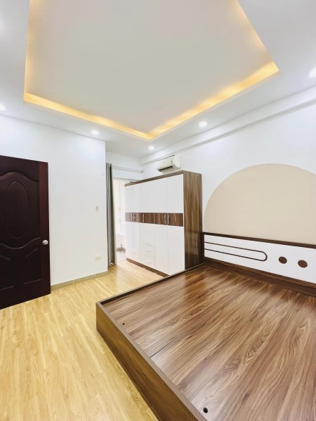 Gía 2,4 tỷ, có Nhà 3 tầng 55m2, Gần KĐT Đô Nghĩa - Yên Nghĩa, sổ riêng
