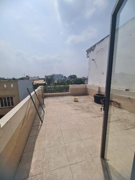 Bán nhà đẹp, 3 tầng, 3PN, Nguyễn Duy Trinh, Long Trường. Nhỉnh 4 tỷ