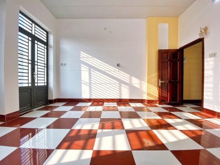 Nhà lầu mới đẹp hẻm Tầm Vu kế Cầu Hưng Lợi